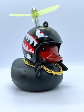 РЕЗИНОВАЯ УТОЧКА ДЛЯ АВТОМОБИЛЯ В ШЛЕМЕ УТОЧКА НА ПРОПЕЛЛЕ ПАНЕЛИ