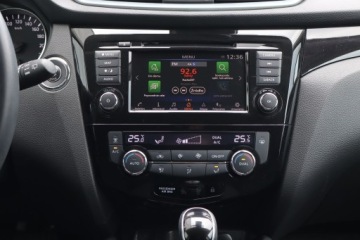 Nissan Qashqai II Crossover Facelifting 1.3 DIG-T 158KM 2020 Nissan Qashqai 1.3 DIG-T, Salon Polska, zdjęcie 12