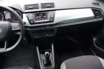 Skoda Fabia III Kombi 1.2 TSI 90KM 2015 Skoda Fabia 1.2 TSI, Salon Polska, Klima, zdjęcie 7