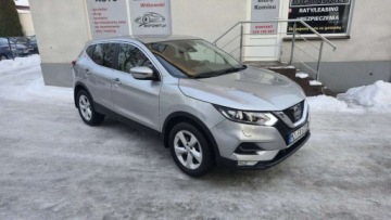 Nissan Qashqai II Crossover 1.5 dCi 110KM 2017 Nissan Qashqai 1,5 diesel NAVI klimatronic OPLACONY 133 tys km 1.5 Diesel, zdjęcie 8