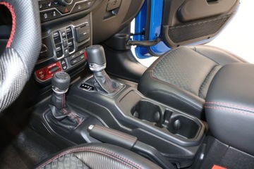 Jeep Gladiator 2023 Jeep Gladiator Rubicon Crew Cab Medium Bed 2023 3.6 Benzyna 285KM, zdjęcie 15