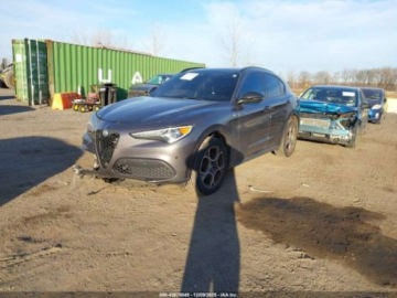 Alfa Romeo Stelvio SUV Facelifting 2.0 Turbo 280KM 2022 Alfa Romeo Stelvio Ti 2022 2.0 Benzyna 280KM, zdjęcie 1