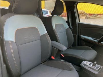 Dacia Jogger 2025 Od ręki - Extreme 5-miejsc 1.8 Full Hybrid 155KM / Pakiet Zimowy, Drive, zdjęcie 4