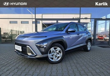 Hyundai Kona I Crossover Facelifting 1.0 T-GDI 120KM 2023 Hyundai Kona Pakiet serwisowy oraz opony zimowe GRATIS Benzyna 120KM