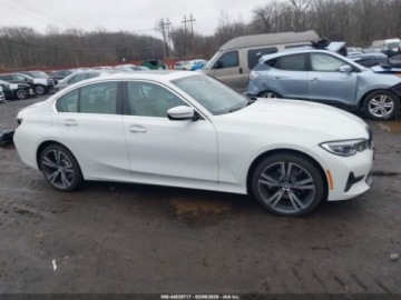 BMW Seria 3 G20-G21 2022 BMW Seria 3 330i xDrive 2022 2.0 Benzyna 255KM, zdjęcie 6