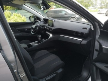 Peugeot 5008 II Crossover 1.5 BlueHDI 130KM 2018 Peugeot 5008 1,5 HDI 130KM Klimatr Navi Kamera, zdjęcie 23