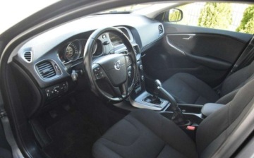 Volvo V40 II Cross Country D2 115KM 2013 Volvo V40 1.6D Navi 2 KPL Kol Klimatronik Tempomat Sprowadzony 1.6, zdjęcie 16