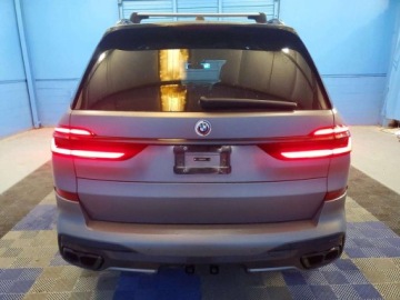 BMW X7 2024 BMW X7 M60i 2024 4.4 Benzyna 523KM, zdjęcie 2