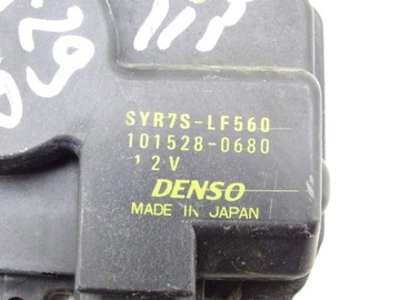 SUZUKI JIMNY III 98-18 VZPĚRA/TLAKOVAČ ZÁMKU DVEŘE LEVÝ PŘEDNÍ 101528-0680
