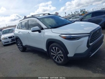 Toyota Corolla Cross 2023 Toyota Corolla Cross 2023, 2.0L, XLE 2.0 Benzyna 169KM, zdjęcie 3