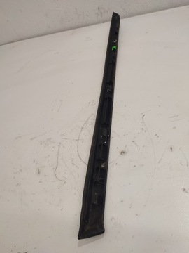 CITROEN C5 III НАКЛАДКА ПЕРЕДНЕГО ОКНА ПРАВАЯ KGNC