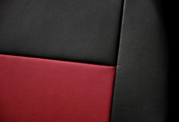 Чехлы на автомобиль TOYOTA RAV4 II (2000-2005)