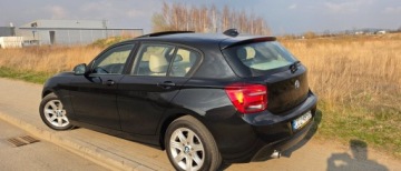 BMW Seria 1 F20-F21 Hatchback 5d 116d EfficientDynamics 116KM 2012 BMW Seria 1 Skora Xenony LED NaviPl HarmanKardon PDC 1.6 Diesel 116KM, zdjęcie 1