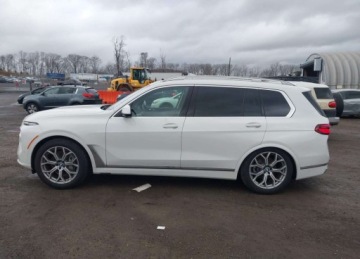 BMW X7 SUV Facelifting 3.0 40i 381KM 2025 BMW X7 2025r., xDrive40i, 3.0L, od ubezpieczalni 3.0 Benzyna 380KM, zdjęcie 3