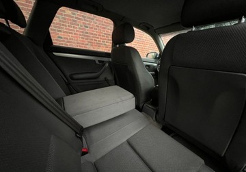 Audi A4 B6 Sedan 2.0 20V 131KM 2003 Audi A4 Avant Klima Alu Super stan Warszawa gwarancja w cenie VRAA 2.0, zdjęcie 16