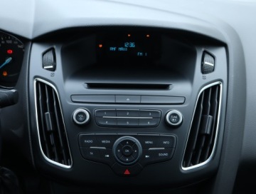 Ford Focus III Sedan Facelifting 1.6 Ti-VCT 105KM 2017 Ford Focus 1.6 i, Salon Polska, 1. Właściciel, zdjęcie 11