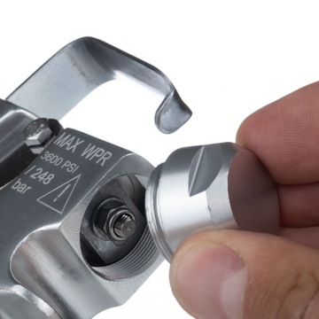 PISTOLET DO AGREGATU MALARSKIEGO GRACO ROSFIX 1/4