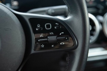 Mercedes GLB SUV 1.3 180 136KM 2021 Mercedes-Benz GLB 180 Style 7G-DCT Salon PL Autotrade 1.3 Benzyna 136KM, zdjęcie 20