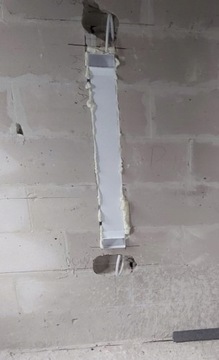 ТЕЛЕВИЗИОННЫЙ КАБЕЛЬНЫЙ КАНАЛ 1 м КОМПЛЕКТ 2x 50 см С УРОВНЯМИ, ВСТРАИВАЕМЫЙ AIRROXY