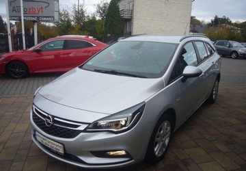 Opel Astra K Sports Tourer 1.4 Turbo 150KM 2017 Opel Astra Opel Astra K Salon PL - serwis 1.4 Benzyna 150KM, zdjęcie 1