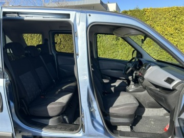 Opel Combo D Tour 1.4 95KM 2014 Opel Combo 1.4i 2Fast bardzo zadbany,serwisowany, zdjęcie 20