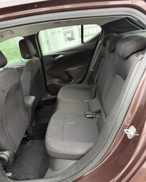 Opel Astra K Hatchback 5d 1.4 Turbo 125KM 2019 Opel Astra Enjoy 1.4 125KM MT6- niski przebieg 1.4 Benzyna 125KM, zdjęcie 9