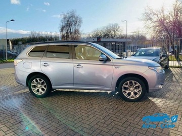 Mitsubishi Outlander III 2013 Mitsubishi Outlander PHEV*EV*certyfikatBATERIE*ASO, zdjęcie 24