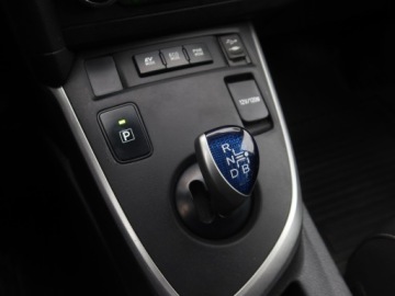 Toyota Auris II Touring Sports Hybrid 135 136KM 2014 Toyota Auris Hybrid, Salon Polska, Automat, Klima, zdjęcie 14