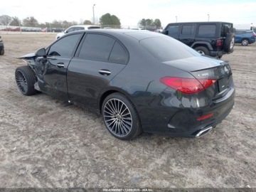 Mercedes Klasa C W206 2024 Mercedes-Benz Klasa C 300, 2024r., 2.0L 2.0 Benzyna 255KM, zdjęcie 3