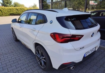 BMW X2 F39 Crossover Plug-In 1.5 25e 220KM 2021 BMW X2 BMW X2 F39 1.5 XDRIVE25E 1.5 Hybryda Plug-in 220KM, zdjęcie 2