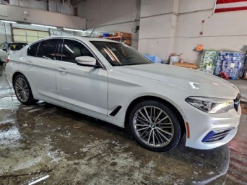 BMW Seria 5 G30-G31 2019 BMW Seria 5 530xi 2019 2.0l 2.0 Benzyna 248KM, zdjęcie 4