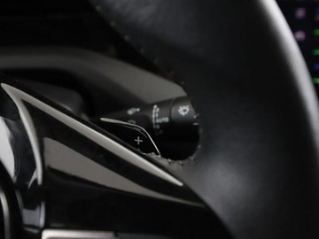 Peugeot 308 III Hatchback 1.2 PureTech 130KM 2022 Peugeot 308 Automat full LED półskóra navi, zdjęcie 31