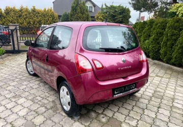 Renault Twingo II Hatchback 3d Facelifting 1.2 16V 75KM 2014 Renault Twingo Renault Clio 1.2 1 wlasciciel Przygotowany do rejestracji, zdjęcie 12