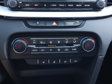 Kia Ceed III Kombi Facelifting 1.5 T-GDI 160KM 2022 Kia Ceed 1.5 T-GDI, Salon Polska, Serwis ASO, zdjęcie 21