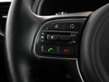 Kia Sportage IV SUV Facelifting 1.6 GDI 132KM 2018 Kia Sportage navi klima auto grzane fotele kamera, zdjęcie 33