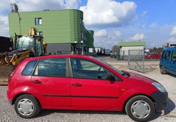 Ford Fiesta V 1.3 i 60KM 2003 Ford Fiesta Ford Fiesta 1.3 Benzyna 60KM, zdjęcie 4