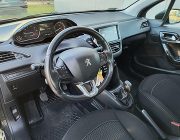 Peugeot 208 I Hatchback 5d Facelifting 1.2 PureTech 82KM 2016 Peugeot 208 208 1.2 PureTech Access, 82KM, Salon P, zdjęcie 11