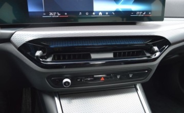 BMW Seria 3 G20-G21 Limuzyna 2.0 318i 156KM 2025 BMW Seria 3 318i 156KMLED Head-up M Pakiet ACC 360 Navi Car Play Ambiente, zdjęcie 19