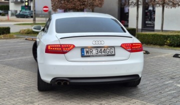 Audi A5 8T Coupe 2.0 TFSI 211KM 2010 Audi A5 Coupe 2.0 Turbo 211ps Quattro S-line rej. PL AF 19" Efektowna, zdjęcie 3