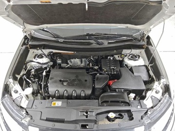 Mitsubishi Outlander III 2020 Mitsubishi Outlander Es 2020 2.4 Benzyna 166KM, zdjęcie 6