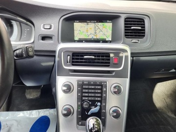 Volvo V60 I Kombi Facelifting 2.0 T5 DRIVE-E 245KM 2017 VOLVO V60 T5 2.0l benzyna 245KM*Dokumentacja * Zadbany * 141, 074km, zdjęcie 11