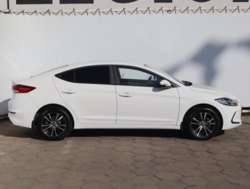Hyundai Elantra VI Sedan 1.6 MPI 128KM 2016 Hyundai Elantra 1.6 CVVT, Salon Polska, zdjęcie 5