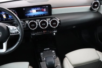 Mercedes Klasa A W177/V177 2020 Mercedes A A 180, Salon Polska, Serwis ASO, zdjęcie 7