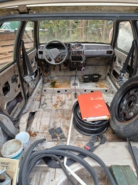 Ford Escort III Hatchback 1.6 XR3i 105KM 1984 FORD ESCORT 1984 rok benzyna, zdjęcie 3