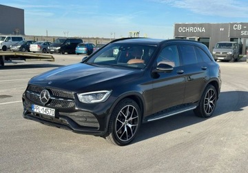 Mercedes GLC C253 SUV Facelifting 2.0 300d 245KM 2019 Mercedes-Benz GLC 2.0DieselLiftJak nowyZarejestrowany w Polsce 2.0 245KM