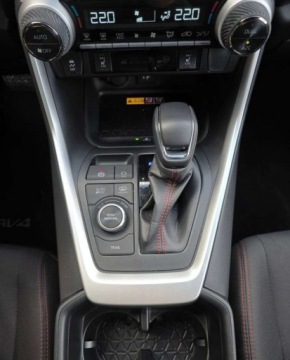 Toyota RAV4 V SUV Plug-In Facelifting 2.5 Hybrid Dynamic Force 306KM 2025 Toyota RAV4 Toyota RAV4 2.5 Plug-In Hybrid Dynamic 4x4 Leasing FV23, zdjęcie 14