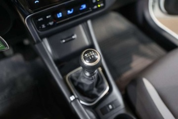 Toyota Auris II Touring Sports Facelifting 1.6 Valvematic 132KM 2017 Toyota Auris 1.6 Active 1.6 Benzyna 132KM, zdjęcie 28