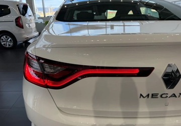 Renault Megane IV GrandCoupe Facelifting 1.3 TCe 140KM 2025 Renault Megane GrandCoupe kolor Bialy 2025 OD REKI 1.3 Benzyna, zdjęcie 11