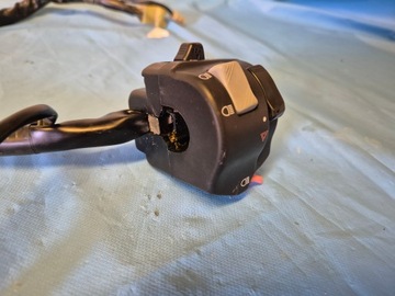 SUZUKI DL 1000 V-STROM 2002r przełącznik lewy kierownicy