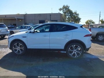 Jaguar E-Pace 2019 Jaguar E-Pace 2019r., 2.0l, od ubezpieczalni 2.0 Benzyna 122KM, zdjęcie 3